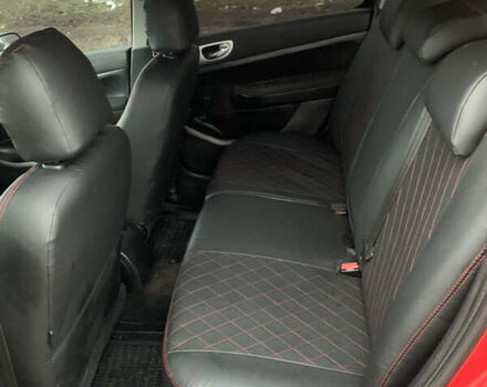 Красный Пежо 307, объемом двигателя 2 л и пробегом 204 тыс. км за 4200 $, фото 5 на Automoto.ua