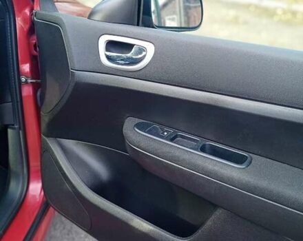 Червоний Пежо 307, об'ємом двигуна 1.59 л та пробігом 105 тис. км за 5000 $, фото 20 на Automoto.ua