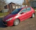 Червоний Пежо 307, об'ємом двигуна 1.59 л та пробігом 105 тис. км за 5000 $, фото 1 на Automoto.ua