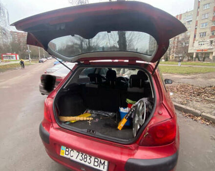 Червоний Пежо 307, об'ємом двигуна 1.59 л та пробігом 136 тис. км за 3500 $, фото 2 на Automoto.ua