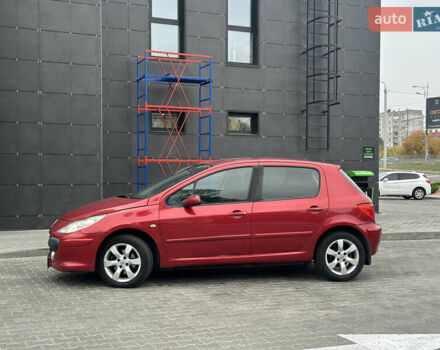 Красный Пежо 307, объемом двигателя 2 л и пробегом 189 тыс. км за 4500 $, фото 3 на Automoto.ua