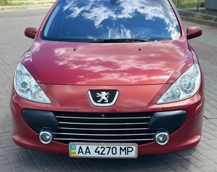 Красный Пежо 307, объемом двигателя 1.6 л и пробегом 216 тыс. км за 4800 $, фото 2 на Automoto.ua