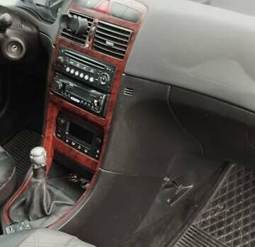 Красный Пежо 307, объемом двигателя 2 л и пробегом 260 тыс. км за 2600 $, фото 3 на Automoto.ua