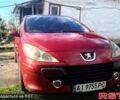 Красный Пежо 307, объемом двигателя 1.6 л и пробегом 280 тыс. км за 4500 $, фото 1 на Automoto.ua