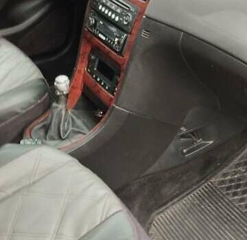 Красный Пежо 307, объемом двигателя 2 л и пробегом 260 тыс. км за 2600 $, фото 6 на Automoto.ua