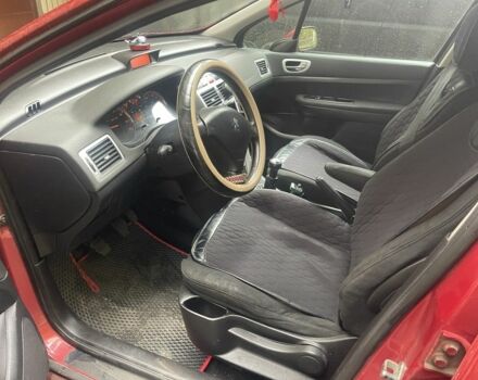 Пежо 307 2007 в Ромнах на Automoto.ua Красный Пежо 307, объемом двигателя 2 л и пробегом 211 тыс. км за 3200 $, фото 7 на Automoto.ua