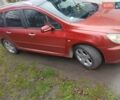 Червоний Пежо 307, об'ємом двигуна 1.97 л та пробігом 278 тис. км за 2950 $, фото 2 на Automoto.ua