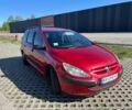 Червоний Пежо 307, об'ємом двигуна 2 л та пробігом 379 тис. км за 4000 $, фото 5 на Automoto.ua