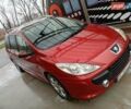 Красный Пежо 307, объемом двигателя 2 л и пробегом 230 тыс. км за 3900 $, фото 1 на Automoto.ua
