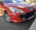Красный Пежо 307, объемом двигателя 1.59 л и пробегом 347 тыс. км за 4500 $, фото 1 на Automoto.ua