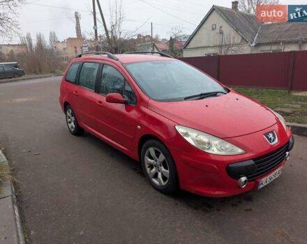 Красный Пежо 307, объемом двигателя 1.59 л и пробегом 350 тыс. км за 3650 $, фото 6 на Automoto.ua