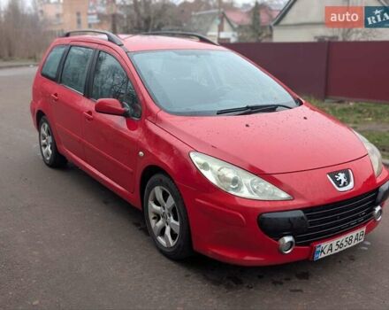 Красный Пежо 307, объемом двигателя 1.59 л и пробегом 350 тыс. км за 3650 $, фото 7 на Automoto.ua