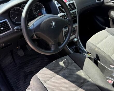 Червоний Пежо 307, об'ємом двигуна 1.6 л та пробігом 328 тис. км за 3150 $, фото 6 на Automoto.ua