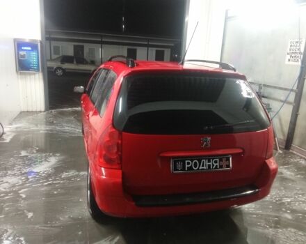 Красный Пежо 307, объемом двигателя 0 л и пробегом 411 тыс. км за 3200 $, фото 4 на Automoto.ua