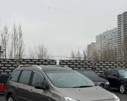 Червоний Пежо 307, об'ємом двигуна 0 л та пробігом 202 тис. км за 3950 $, фото 1 на Automoto.ua