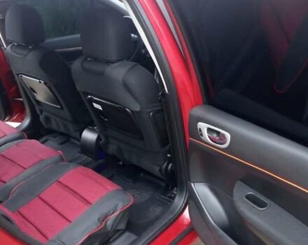 Червоний Пежо 307, об'ємом двигуна 2 л та пробігом 170 тис. км за 4200 $, фото 8 на Automoto.ua