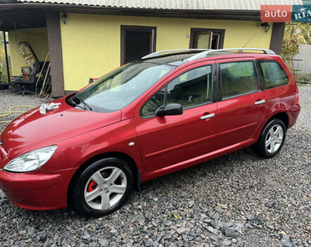 Красный Пежо 307, объемом двигателя 2 л и пробегом 320 тыс. км за 2200 $, фото 1 на Automoto.ua