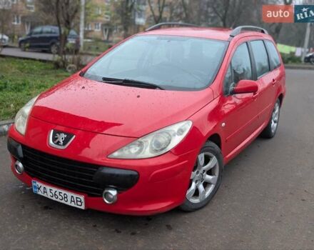 Красный Пежо 307, объемом двигателя 1.59 л и пробегом 350 тыс. км за 3650 $, фото 1 на Automoto.ua