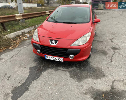 Червоний Пежо 307, об'ємом двигуна 2 л та пробігом 350 тис. км за 3250 $, фото 1 на Automoto.ua