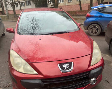 Червоний Пежо 307, об'ємом двигуна 1.59 л та пробігом 136 тис. км за 3500 $, фото 1 на Automoto.ua