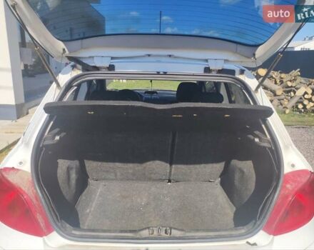 Пежо 307, объемом двигателя 2 л и пробегом 355 тыс. км за 2018 $, фото 3 на Automoto.ua