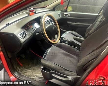 Пежо 307 2007 в Ромнах на Automoto.ua Пежо 307, объемом двигателя 2 л и пробегом 211 тыс. км за 3200 $, фото 9 на Automoto.ua