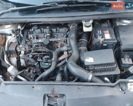 Пежо 307, объемом двигателя 2 л и пробегом 354 тыс. км за 3250 $, фото 7 на Automoto.ua