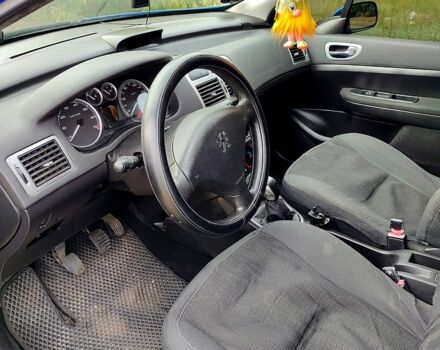 Пежо 307, объемом двигателя 1.6 л и пробегом 350 тыс. км за 4000 $, фото 6 на Automoto.ua