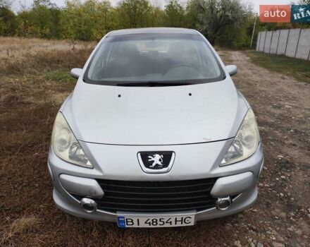 Пежо 307, объемом двигателя 1.6 л и пробегом 186 тыс. км за 3400 $, фото 1 на Automoto.ua