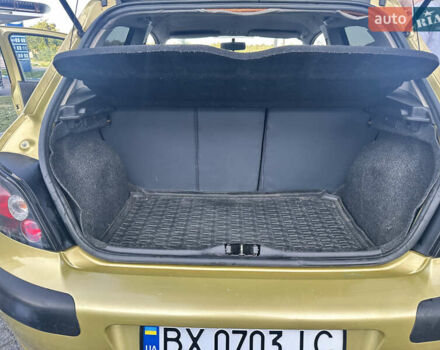 Жовтий Пежо 307, об'ємом двигуна 1.59 л та пробігом 292 тис. км за 2800 $, фото 13 на Automoto.ua
