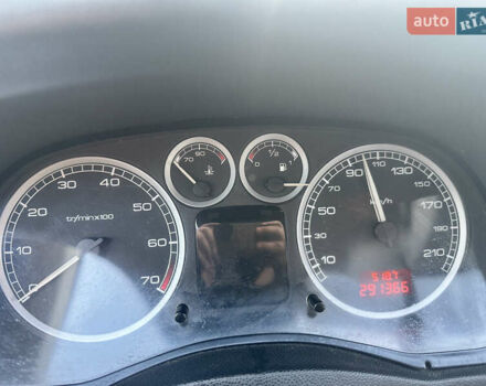 Жовтий Пежо 307, об'ємом двигуна 1.59 л та пробігом 292 тис. км за 2800 $, фото 6 на Automoto.ua