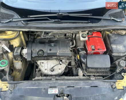 Жовтий Пежо 307, об'ємом двигуна 1.59 л та пробігом 292 тис. км за 2800 $, фото 10 на Automoto.ua