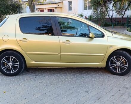 Жовтий Пежо 307, об'ємом двигуна 1.6 л та пробігом 260 тис. км за 3700 $, фото 3 на Automoto.ua