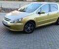 Жовтий Пежо 307, об'ємом двигуна 1.6 л та пробігом 260 тис. км за 3700 $, фото 1 на Automoto.ua
