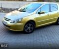 Желтый Пежо 307, объемом двигателя 1.6 л и пробегом 260 тыс. км за 3700 $, фото 1 на Automoto.ua