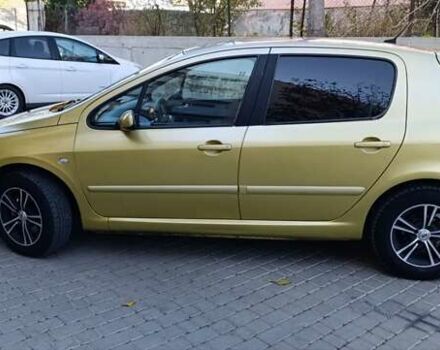 Желтый Пежо 307, объемом двигателя 1.6 л и пробегом 260 тыс. км за 3500 $, фото 6 на Automoto.ua