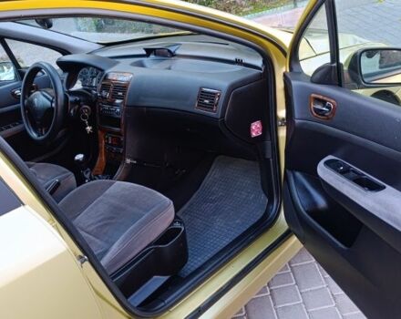 Жовтий Пежо 307, об'ємом двигуна 1.6 л та пробігом 260 тис. км за 3700 $, фото 10 на Automoto.ua