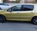 Жовтий Пежо 307, об'ємом двигуна 1.6 л та пробігом 260 тис. км за 3700 $, фото 6 на Automoto.ua