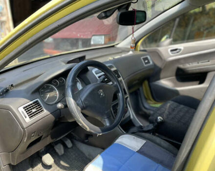 Жовтий Пежо 307, об'ємом двигуна 2 л та пробігом 210 тис. км за 3000 $, фото 7 на Automoto.ua
