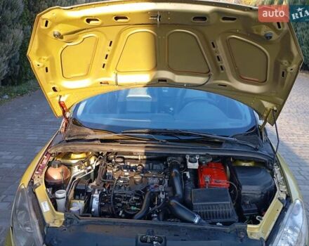 Жовтий Пежо 307, об'ємом двигуна 1.97 л та пробігом 382 тис. км за 2900 $, фото 7 на Automoto.ua