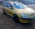 Жовтий Пежо 307, об'ємом двигуна 1.4 л та пробігом 301 тис. км за 4300 $, фото 1 на Automoto.ua