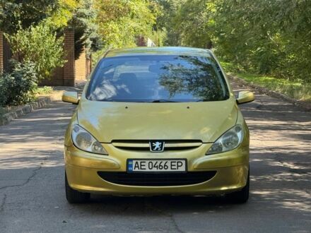 Желтый Пежо 307, объемом двигателя 1.6 л и пробегом 260 тыс. км за 4000 $, фото 1 на Automoto.ua