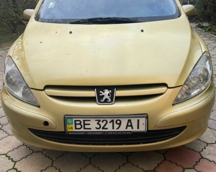 Желтый Пежо 307, объемом двигателя 1.6 л и пробегом 243 тыс. км за 3780 $, фото 1 на Automoto.ua