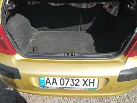 Пежо 307 2003 в Киеве на Automoto.ua Желтый Пежо 307, объемом двигателя 1.4 л и пробегом 34 тыс. км за 4500 $, фото 1 на Automoto.ua