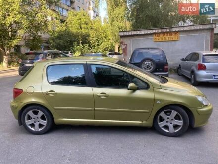 Желтый Пежо 307, объемом двигателя 1.59 л и пробегом 280 тыс. км за 3300 $, фото 1 на Automoto.ua