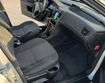 Серый Пежо 307, объемом двигателя 2 л и пробегом 287 тыс. км за 3500 $, фото 16 на Automoto.ua