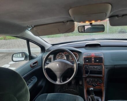 Серый Пежо 307, объемом двигателя 2 л и пробегом 300 тыс. км за 2550 $, фото 4 на Automoto.ua