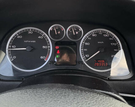 Серый Пежо 307, объемом двигателя 2 л и пробегом 287 тыс. км за 3500 $, фото 20 на Automoto.ua