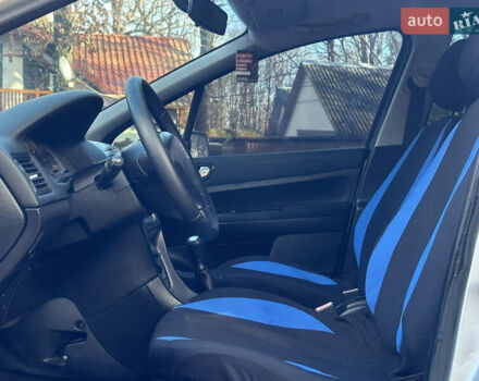 Сірий Пежо 307, об'ємом двигуна 1.4 л та пробігом 380 тис. км за 2999 $, фото 61 на Automoto.ua