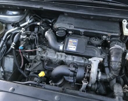 Сірий Пежо 307, об'ємом двигуна 1.4 л та пробігом 380 тис. км за 1500 $, фото 3 на Automoto.ua